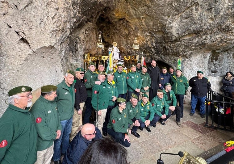 Covadonga, lugar de encuentro para veteranos del Ejército